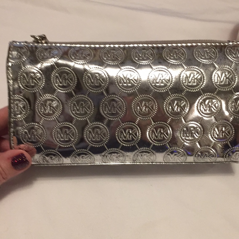 Michael Kors makeup bag